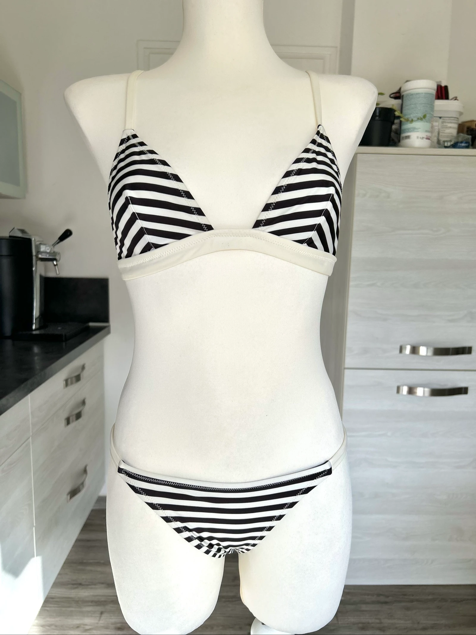 Maillot de bain à rayures noires et blanches en polyamide Taille M 38 Solid & Striped